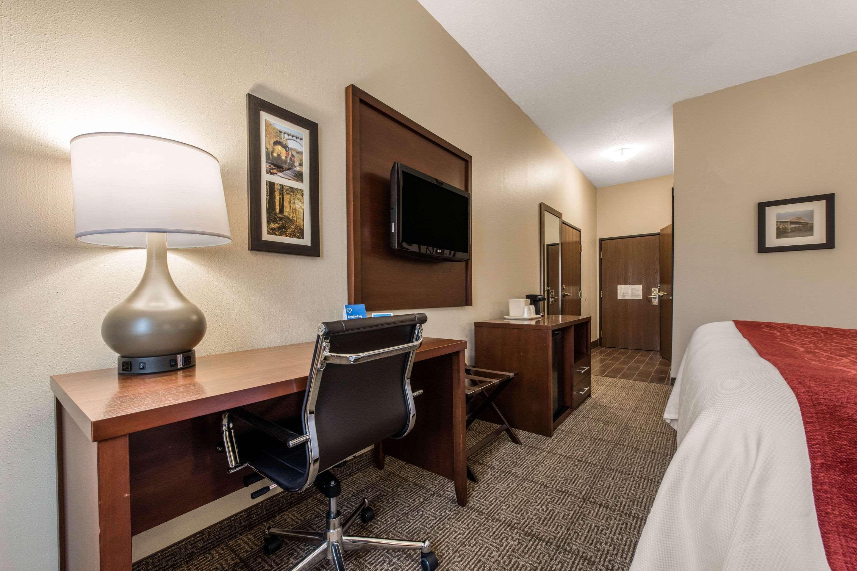 Comfort Inn & Suites Streetsboro - Kent מראה חיצוני תמונה