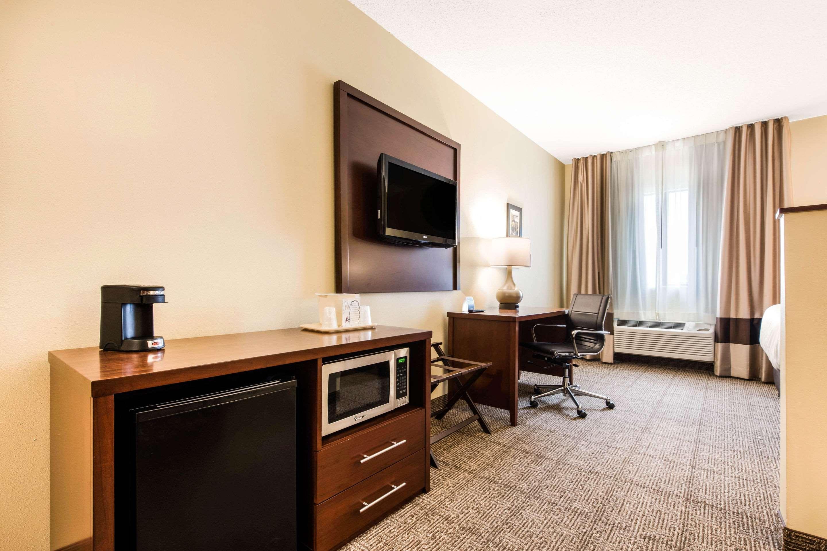 Comfort Inn & Suites Streetsboro - Kent מראה חיצוני תמונה