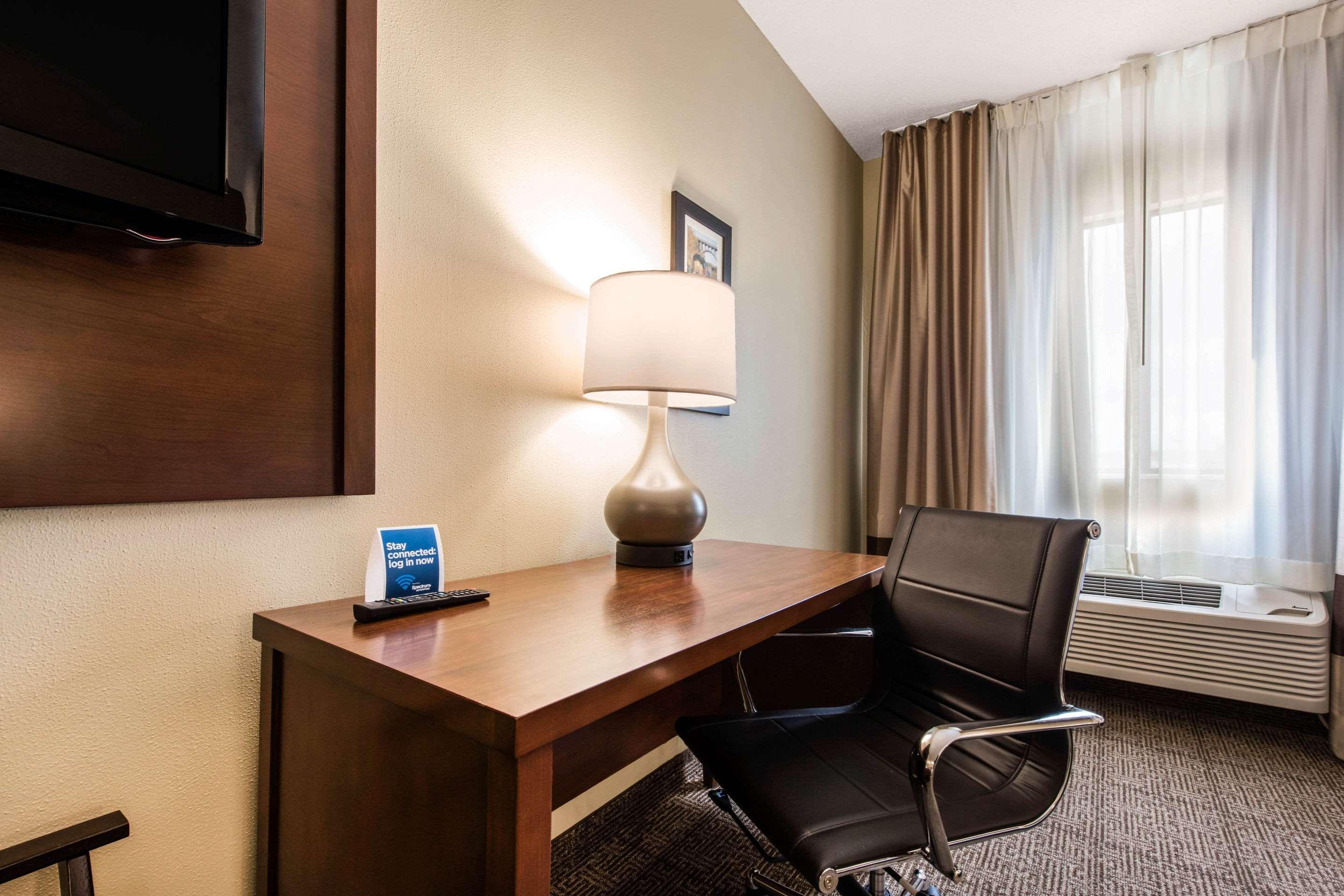 Comfort Inn & Suites Streetsboro - Kent מראה חיצוני תמונה