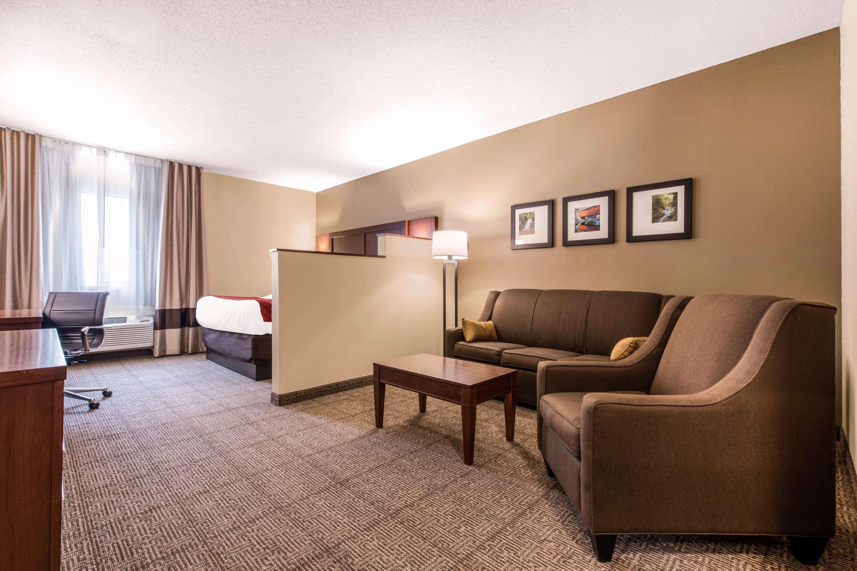 Comfort Inn & Suites Streetsboro - Kent מראה חיצוני תמונה