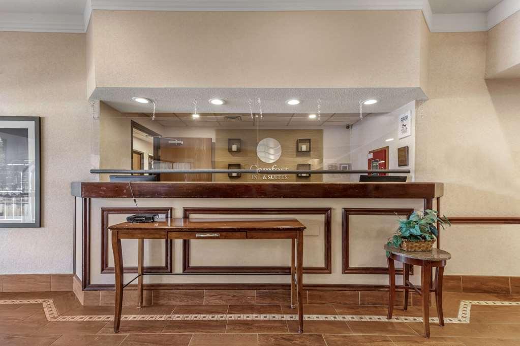 Comfort Inn & Suites Streetsboro - Kent מראה פנימי תמונה